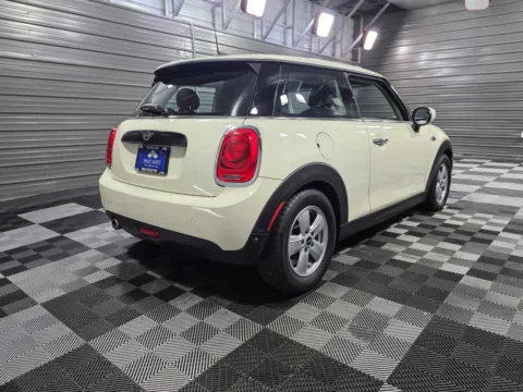 More photos of 2021 MINI Hardtop 2-Door Cooper Hatchback at Trust Auto, MD