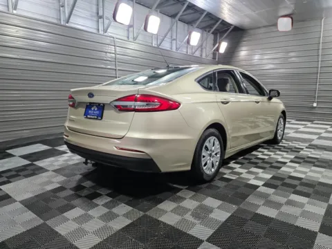 More photos of 2019 Ford Fusion 4-Door Sedan S at Trust Auto, MD