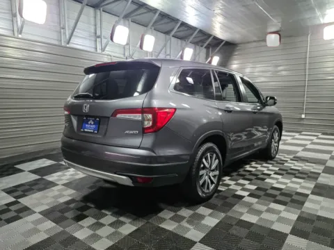 More photos of 2020 Honda Pilot EX-L AWD 8-Passenger SUV at Trust Auto, MD