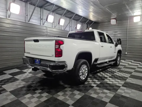 More photos of 2022 Chevrolet Silverado 2500HD LT 4WD Crew Cab 6.6L V8 Pickup Truck w/Convenience Pkg at Trust Auto, MD