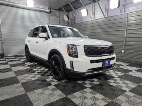 More photos of 2021 Kia Telluride SX 7-Pass Luxury SUV at Trust Auto, MD
