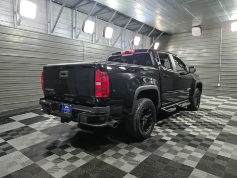 More photos of 2021 Chevrolet Colorado Z71 4WD Crew Cab Duramax Turbo Diesel Pickup Truck w/Midnight Edition at Trust Auto, MD