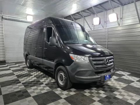More photos of 2019 Mercedes-Benz Sprinter 2500 12-Passenger 144''WB High Roof Diesel Minivan/Van at Trust Auto, MD