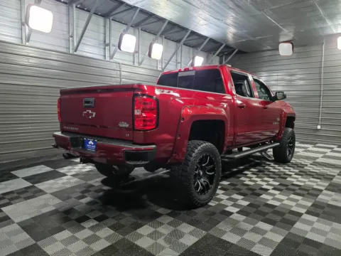 More photos of 2018 Chevrolet Silverado 1500 LT 4WD Crew Cab 5.3L Ecotec3 Pickup Truck w/ROCKY RIDGE K2 Edition at Trust Auto, MD