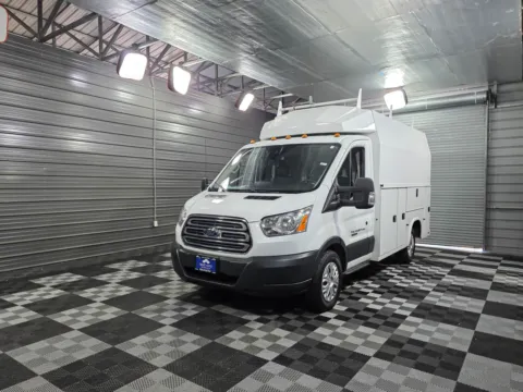 Gray 2018 Ford Transit Cutaway 350 for sale in Sykesville, MD