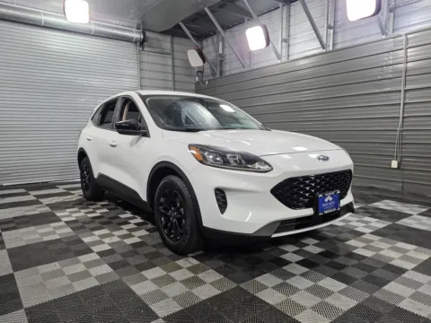 More photos of 2020 Ford Escape SE Sport AWD Hybrid SUV at Trust Auto, MD