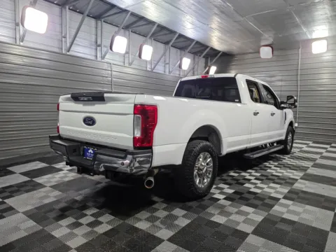 More photos of 2019 Ford Super Duty F-250 SRW XLT Crew Cab 8FT Long Bed Pickup Truck at Trust Auto, MD