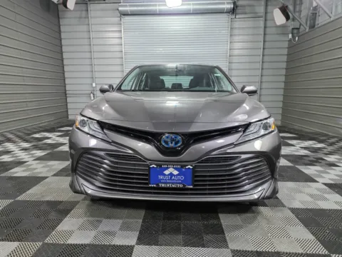 Another view of 2019 Toyota Camry XLE Hybrid Sedan for sale in Sykesville, MD at Trust Auto