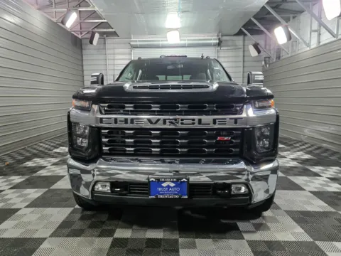 Another view of 2022 Chevrolet Silverado 3500HD LT 4WD Crew Cab 6-Pass Long Bed Duramax Diesel Pickup Truck w/Convenience Pkg for sale in Sykesville, MD at Trust Auto