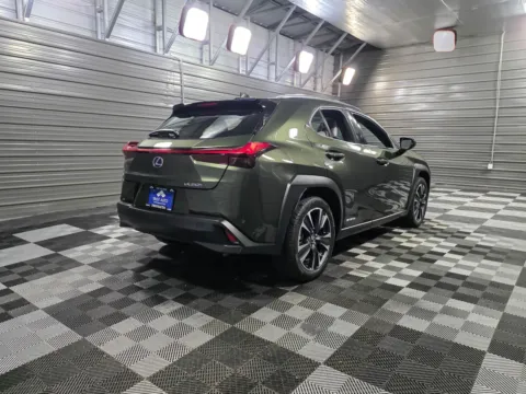 More photos of 2021 Lexus UX 250h AWD Hybrid SUV w/Premium Pkg at Trust Auto, MD