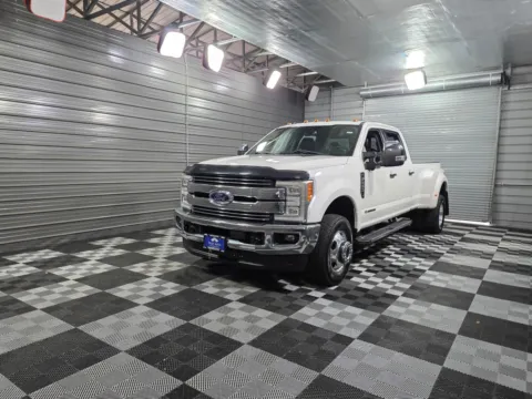 Blue 2017 Ford Super Duty F-350 DRW XLT for sale in Sykesville, MD