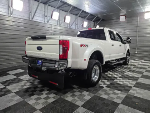 More photos of 2017 Ford Super Duty F-350 DRW Lariat 4WD Crew Cab 8FT Bed Dually 6.7L V8 Power Stroke Diesel Pickup Truck w/Ultimate Pkg at Trust Auto, MD