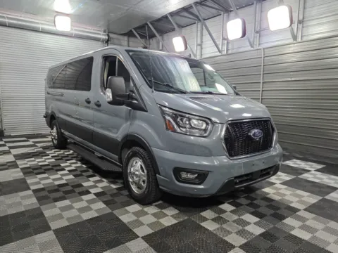 More photos of 2021 Ford Transit T-350 12-Passenger XLT 148'' Low Roof AWD Minivan/Van at Trust Auto, MD