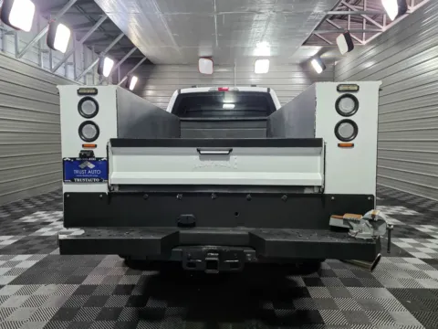 More photos of 2022 Ford Super Duty F-250 SRW XL Crew Cab RWD 8FT Long Bed Pickup Truck at Trust Auto, MD