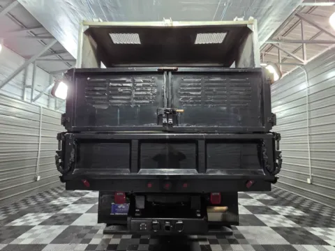 More photos of 2018 Ford Super Duty F-550 DRW XL at Trust Auto, MD