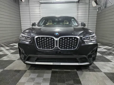 Photos of 2022 BMW X4 xDrive30i for sale in Sykesville, MD at Trust Auto