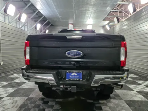 More photos of 2018 Ford Super Duty F-350 SRW LARIAT 4WD SuperCab Pickup Truck at Trust Auto, MD