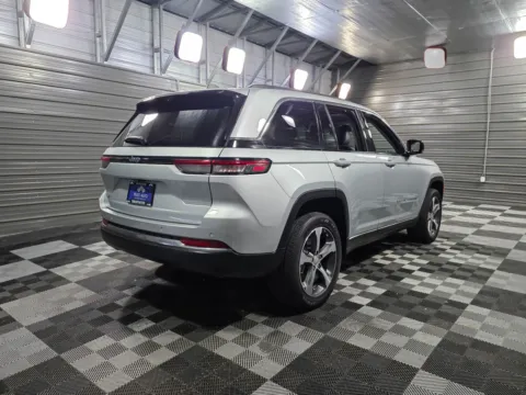 More photos of 2023 Jeep Grand Cherokee 4xe at Trust Auto, MD