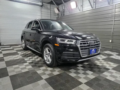 Another view of 2018 Audi Q5 Premium Plus for sale in Sykesville, MD at Trust Auto