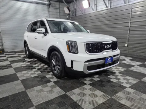 More photos of 2023 Kia Telluride LX AWD 8-Passenger SUV at Trust Auto, MD