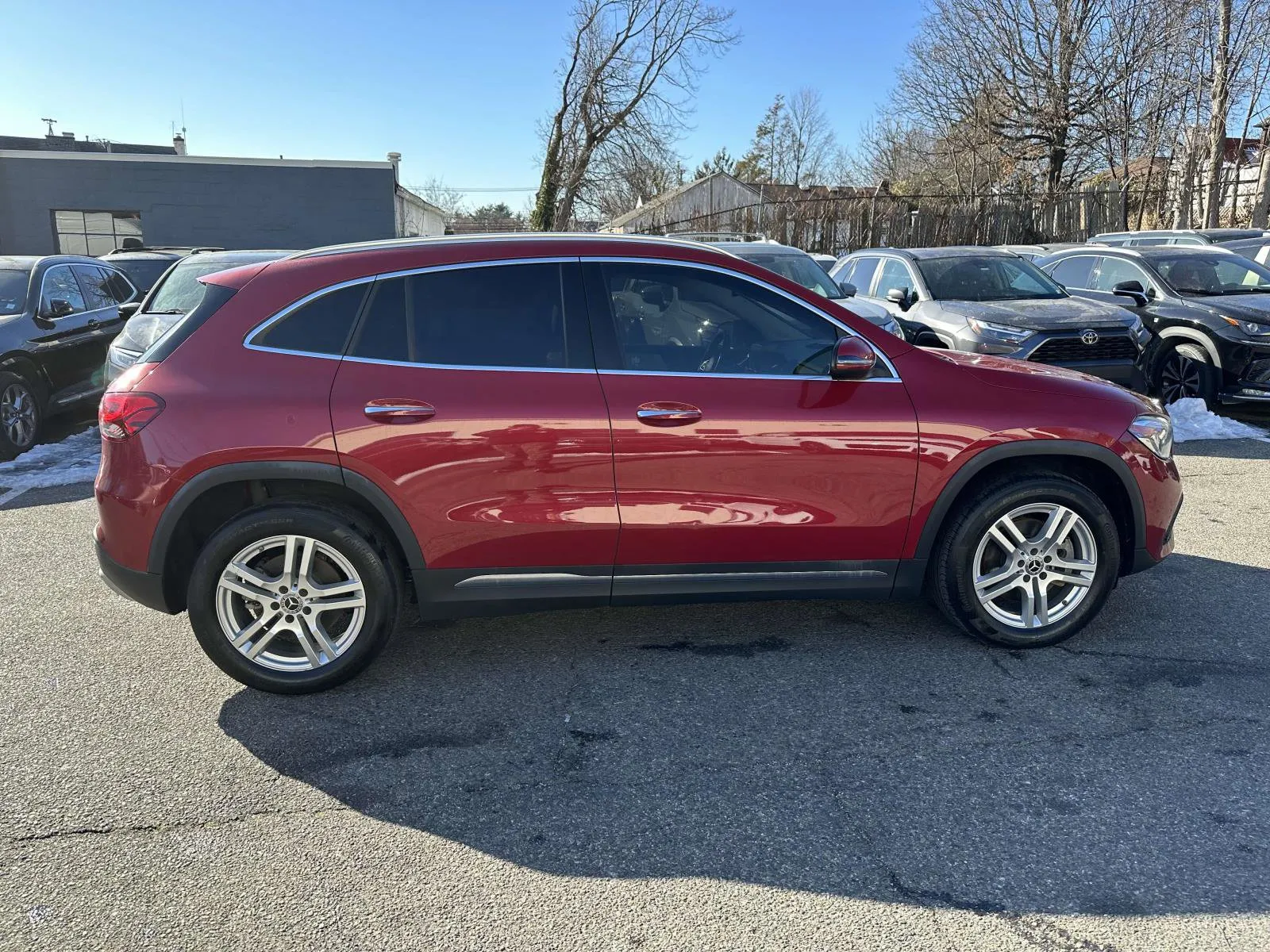 Red 2021 Mercedes-Benz GLA 250 for sale in Great Neck, NY