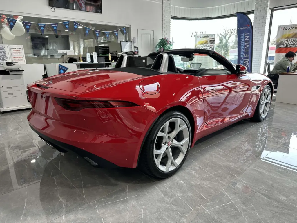 Used 2021 Jaguar F-TYPE Base with VIN SAJDD5GX7MCK72492 for sale in Great Neck, NY