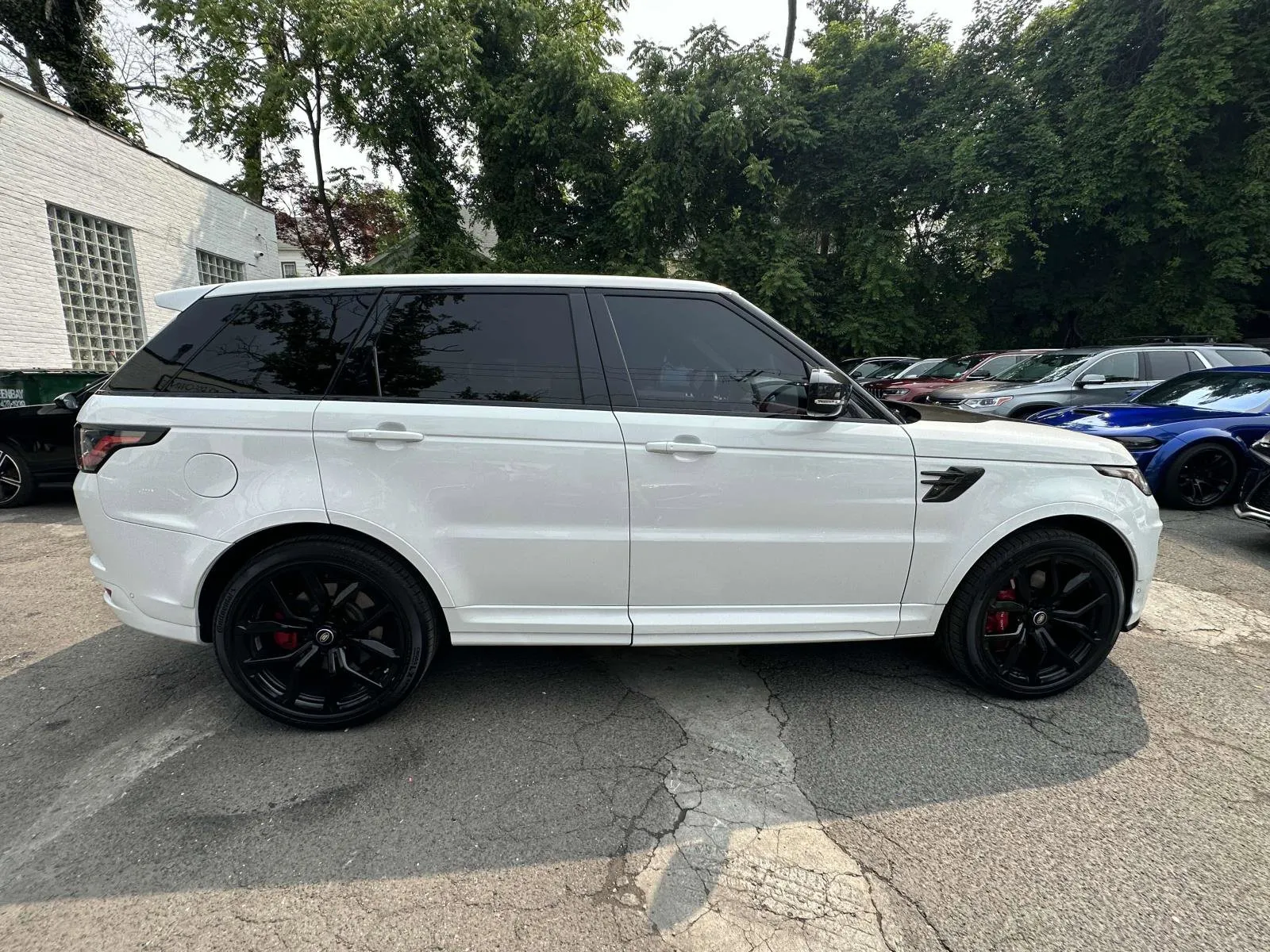 Used 2020 Land Rover Range Rover Sport SVR with VIN SALWZ2RE9LA700200 for sale in Great Neck, NY