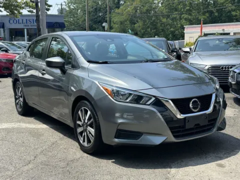 Gray 2022 Nissan Versa SV for sale in Great Neck, NY