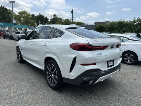 More photos of 2022 BMW X6 xDrive40i M-Sport at Prestige Motors, NY