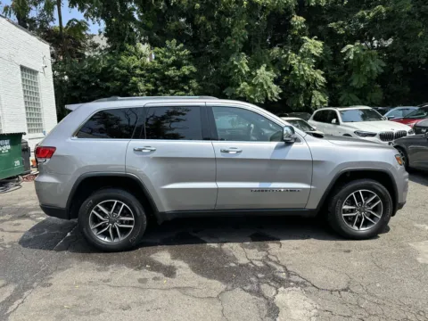 Photos of 2021 Jeep Grand Cherokee Limited for sale in Great Neck, NY at Prestige Motors
