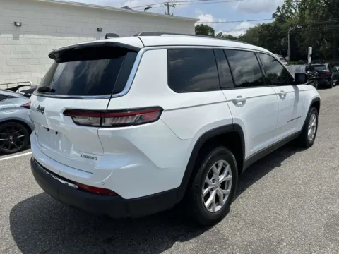 Photos of 2021 Jeep Grand Cherokee L Limited for sale in Great Neck, NY at Prestige Motors