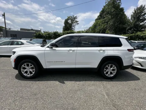 More photos of 2021 Jeep Grand Cherokee L Limited at Prestige Motors, NY