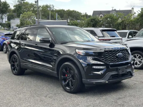 Black 2022 Ford Explorer ST for sale in Great Neck, NY
