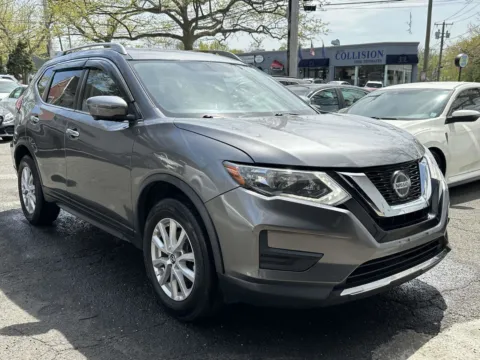 Gray 2018 Nissan Rogue SV for sale in Great Neck, NY