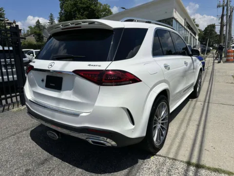 Another view of 2021 Mercedes-Benz GLE 350 AMG PKG for sale in Great Neck, NY at Prestige Motors