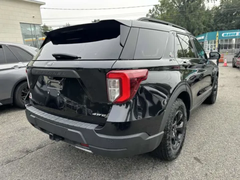 Another view of 2022 Ford Explorer Timberline for sale in Great Neck, NY at Prestige Motors