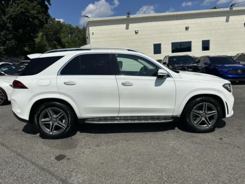 Photos of 2023 Mercedes-Benz GLE 350 AMG Pkg for sale in Great Neck, NY at Prestige Motors