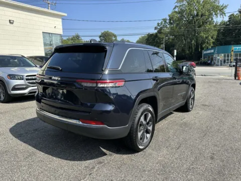 Another view of 2024 Jeep Grand Cherokee 4xe Anniversary Edition for sale in Great Neck, NY at Prestige Motors