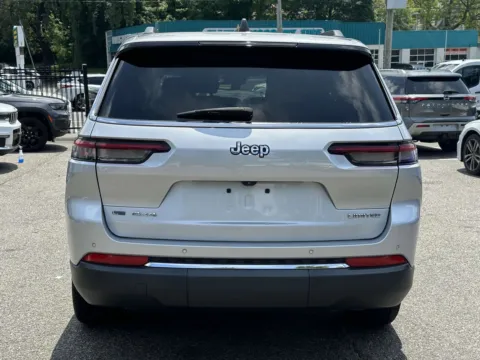 More photos of 2021 Jeep Grand Cherokee L Limited at Prestige Motors, NY