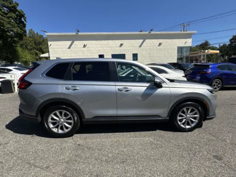 Photos of 2023 Honda CR-V EX for sale in Great Neck, NY at Prestige Motors