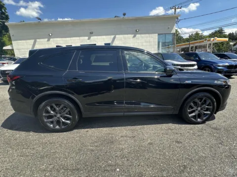 Photos of 2022 Acura MDX w/A-Spec Package for sale in Great Neck, NY at Prestige Motors