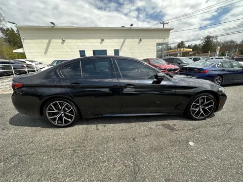 Photos of 2022 BMW 5 Series M550i xDrive for sale in Great Neck, NY at Prestige Motors