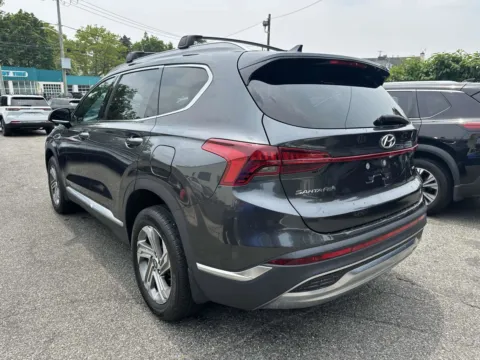 More photos of 2022 Hyundai Santa Fe SEL at Prestige Motors, NY