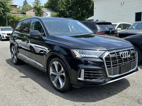 Black 2021 Audi Q7 Prestige for sale in Great Neck, NY