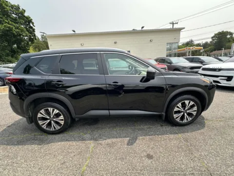 Photos of 2023 Nissan Rogue SV (Leather/Sunroof) for sale in Great Neck, NY at Prestige Motors