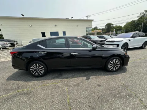 Photos of 2023 Nissan Altima 2.5 SV for sale in Great Neck, NY at Prestige Motors