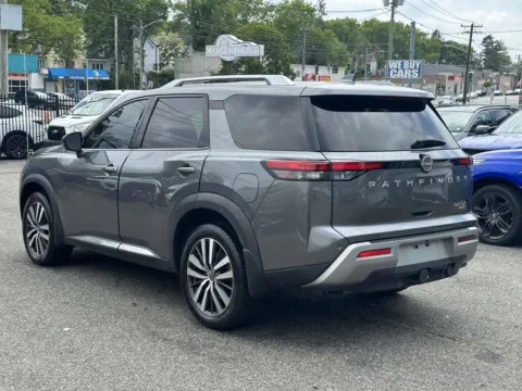 More photos of 2022 Nissan Pathfinder Platinum at Prestige Motors, NY