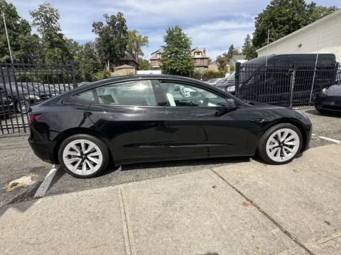 Photos of 2021 Tesla Model 3 Long Range for sale in Great Neck, NY at Prestige Motors