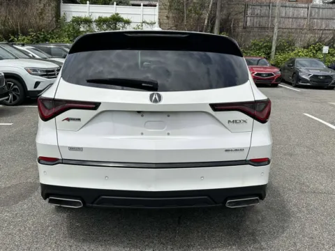 More photos of 2022 Acura MDX w/A-Spec Package at Prestige Motors, NY