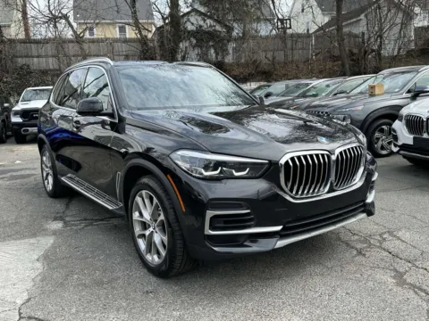 Black 2023 BMW X5 sDrive40i for sale in Great Neck, NY